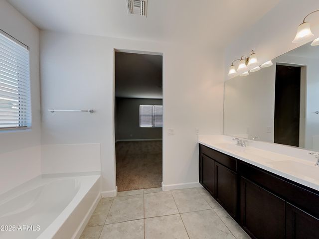 30388 W AMELIA Avenue, Buckeye, AZ 85396