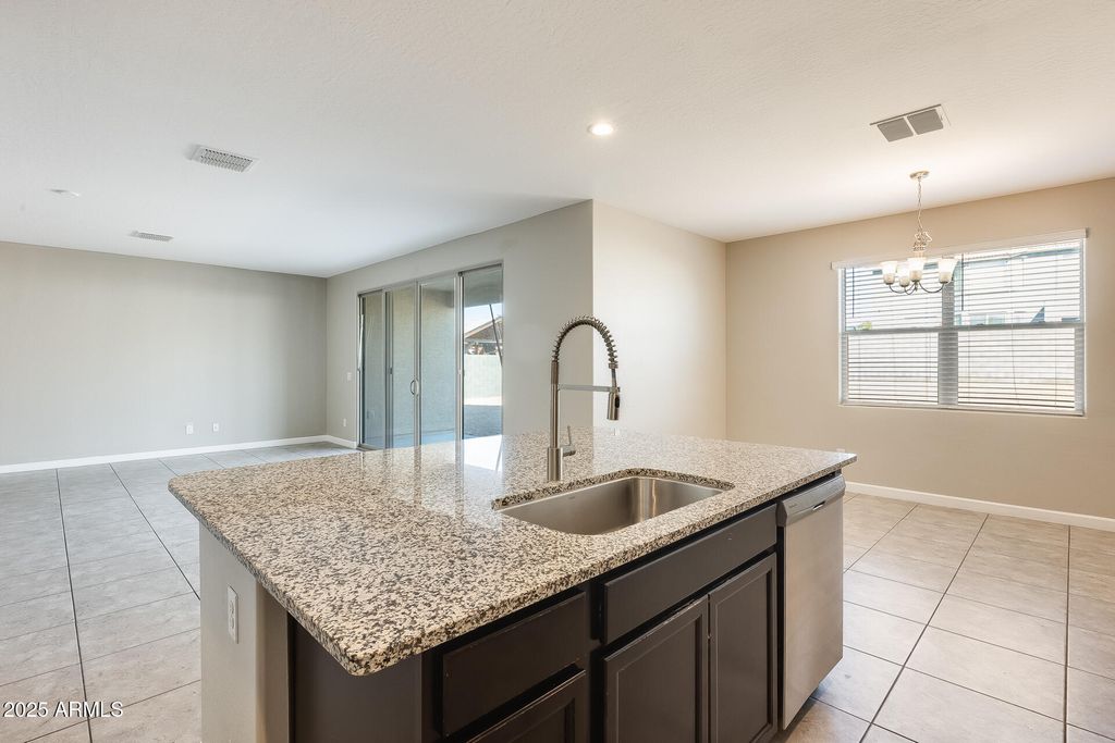 Image 14 of property listing at 30388 W AMELIA Avenue, Buckeye, AZ 85396