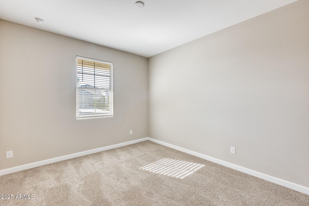 Image 18 of property listing at 30388 W AMELIA Avenue, Buckeye, AZ 85396