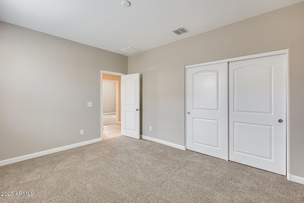Image 23 of property listing at 30388 W AMELIA Avenue, Buckeye, AZ 85396