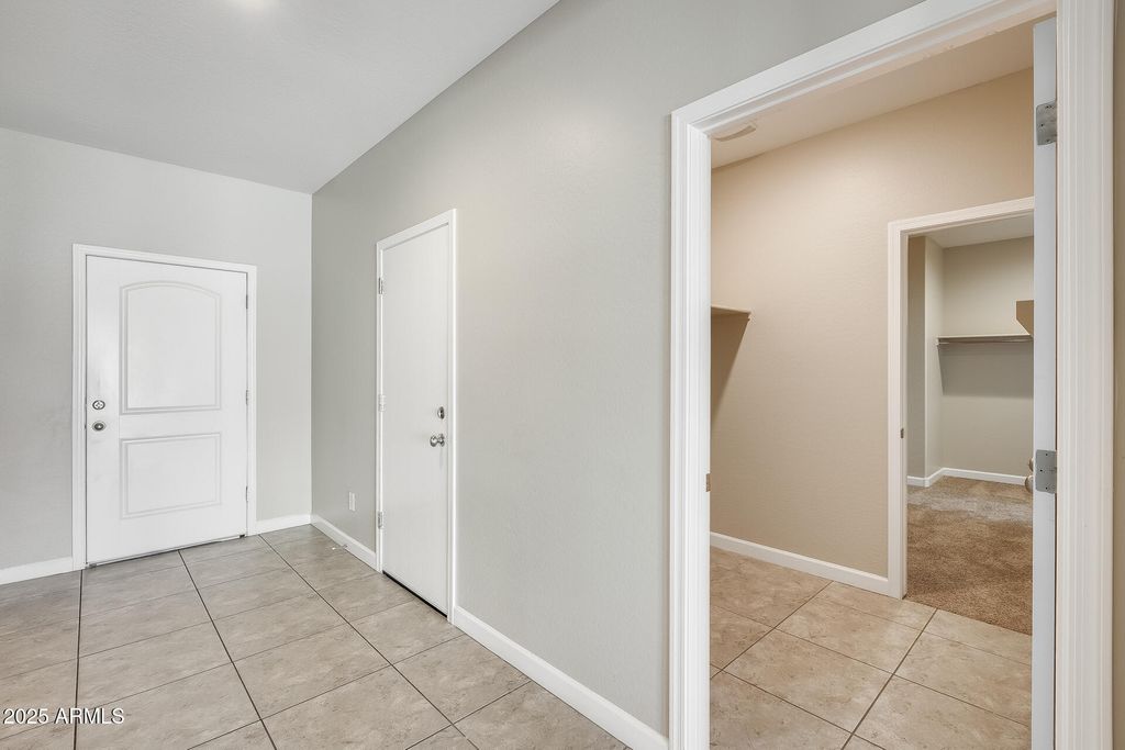 Image 9 of property listing at 30388 W AMELIA Avenue, Buckeye, AZ 85396