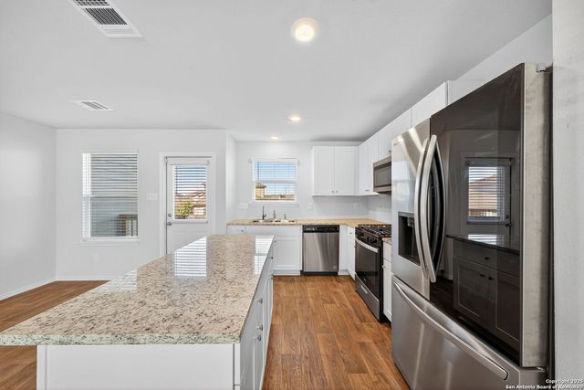 3111 Lamoka Lake, San Antonio, TX 78245