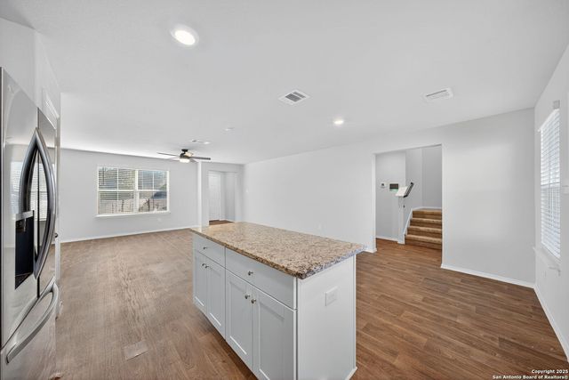 3111 Lamoka Lake, San Antonio, TX 78245