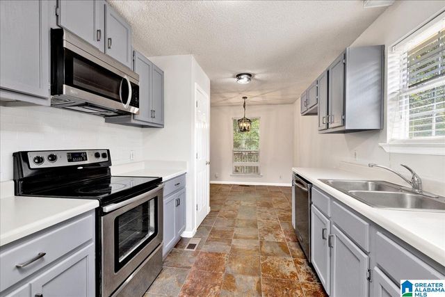 6809 CRYSTAL HILL WAY, Birmingham, AL 35212