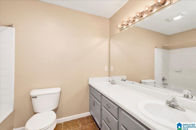 6809 CRYSTAL HILL WAY, Birmingham, AL 35212