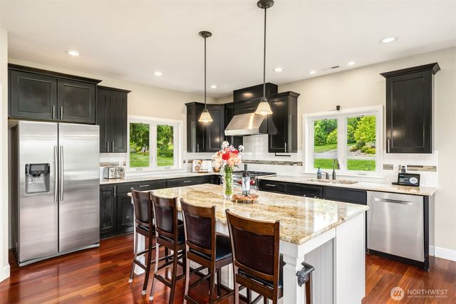 39170 NE No Name Place, Hansville, WA 98340