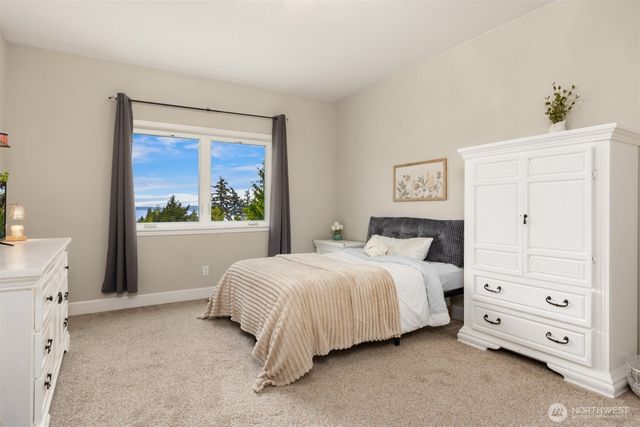 39170 NE No Name Place, Hansville, WA 98340