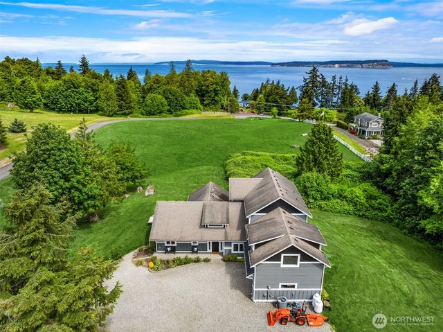 39170 NE No Name Place, Hansville, WA 98340