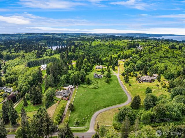 39170 NE No Name Place, Hansville, WA 98340