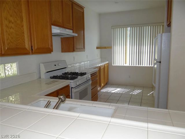 9801 Bradford Summit Street, Las Vegas, NV 89183