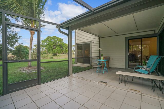 2492 Bedford Mews Drive, Wellington, FL 33414