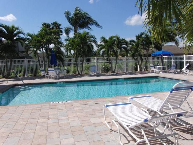 2492 Bedford Mews Drive, Wellington, FL 33414