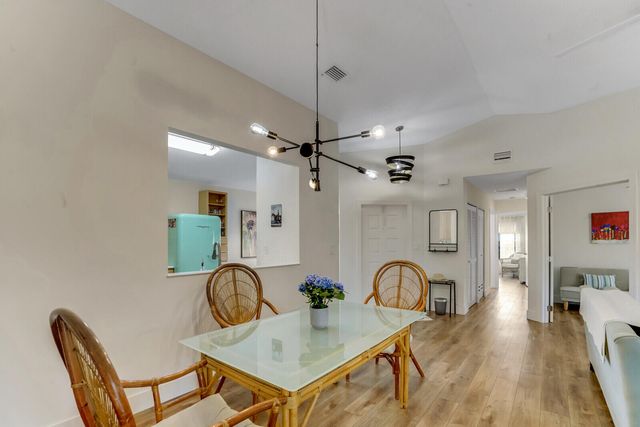 2492 Bedford Mews Drive, Wellington, FL 33414