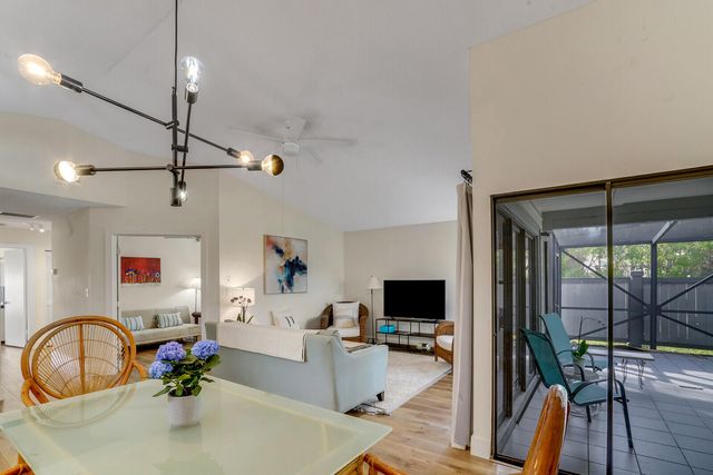 2492 Bedford Mews Drive, Wellington, FL 33414