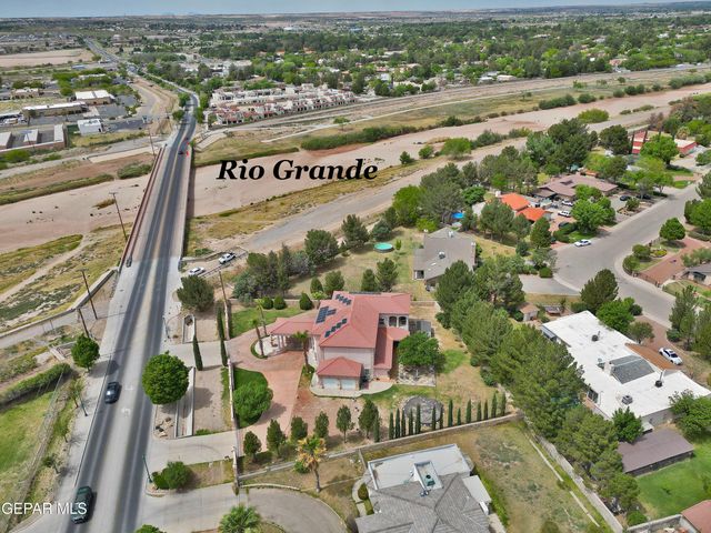 861 COUNTRY CLUB Road, El Paso, TX 79932