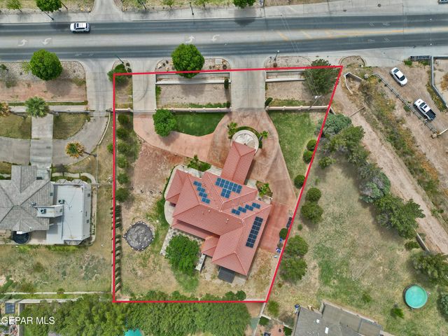 861 COUNTRY CLUB Road, El Paso, TX 79932