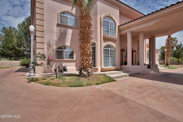 861 COUNTRY CLUB Road, El Paso, TX 79932