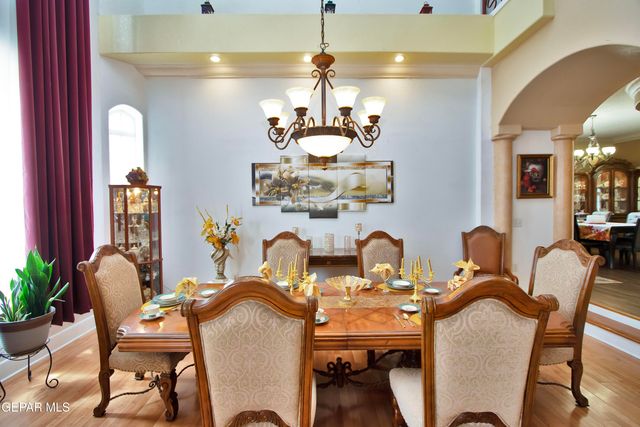 861 COUNTRY CLUB Road, El Paso, TX 79932