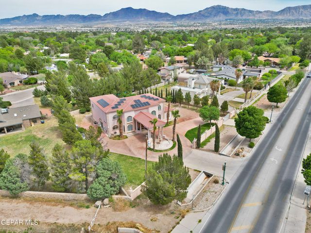 861 COUNTRY CLUB Road, El Paso, TX 79932