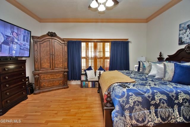 861 COUNTRY CLUB Road, El Paso, TX 79932