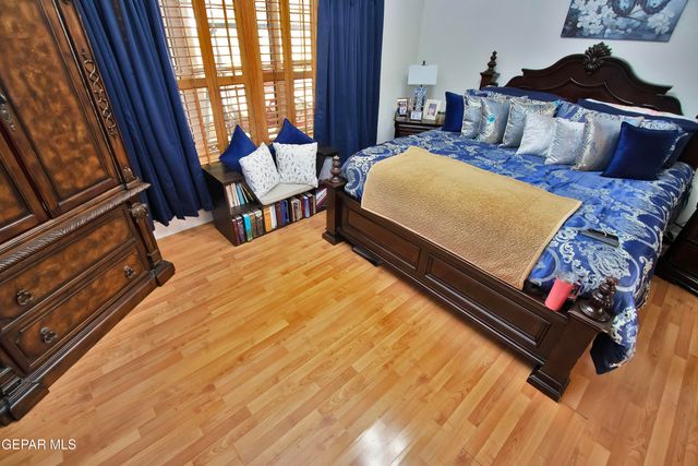861 COUNTRY CLUB Road, El Paso, TX 79932