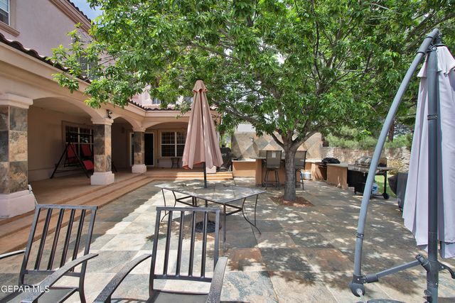 861 COUNTRY CLUB Road, El Paso, TX 79932