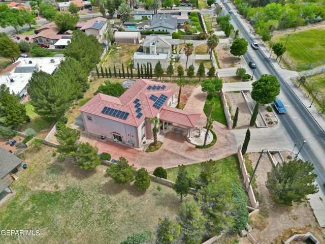 861 COUNTRY CLUB Road, El Paso, TX 79932