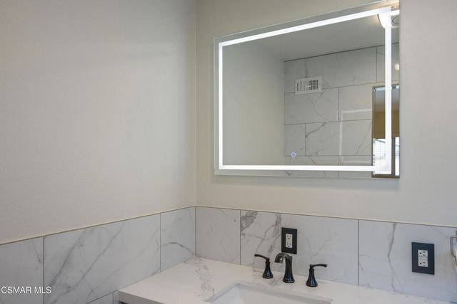 248 Cathy Drive, Newbury Park, CA 91320