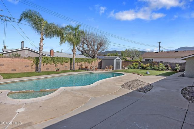 248 Cathy Drive, Newbury Park, CA 91320
