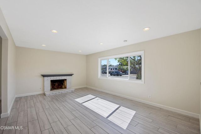 248 Cathy Drive, Newbury Park, CA 91320