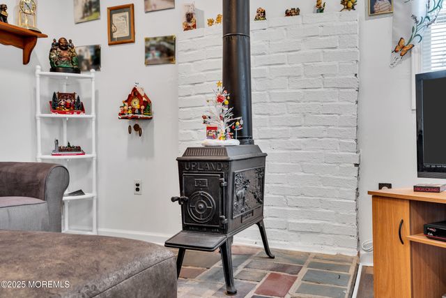 82 Scott Drive, Bayville, NJ 08721