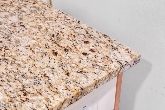 82 Scott Drive, Bayville, NJ 08721