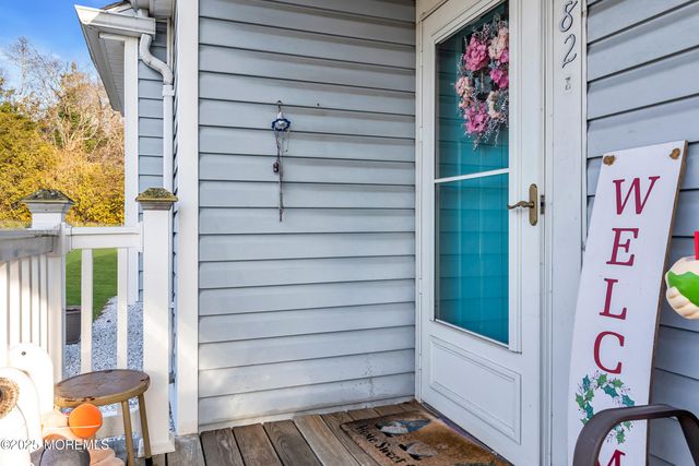 82 Scott Drive, Bayville, NJ 08721