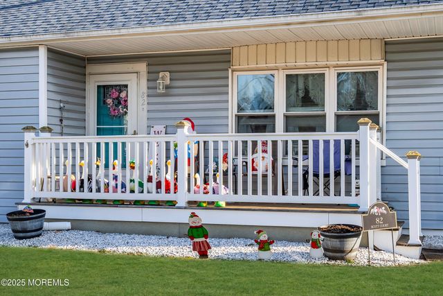 82 Scott Drive, Bayville, NJ 08721