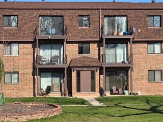 501 Mchenry Road 3B, Wheeling, IL 60090