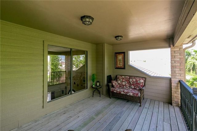 8206 Etienne Dr, Corpus Christi, TX 78414