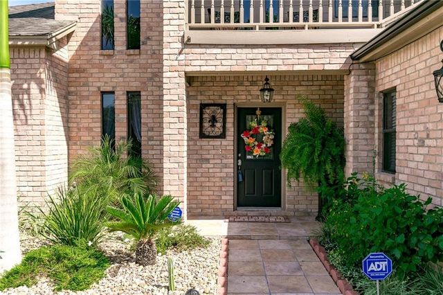 8206 Etienne Dr, Corpus Christi, TX 78414