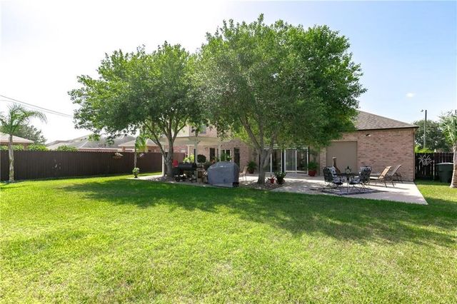 8206 Etienne Dr, Corpus Christi, TX 78414