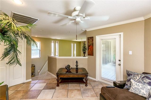 8206 Etienne Dr, Corpus Christi, TX 78414