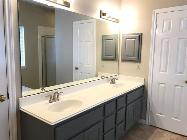 835 Prairie Brook Court, Houston, TX 77062