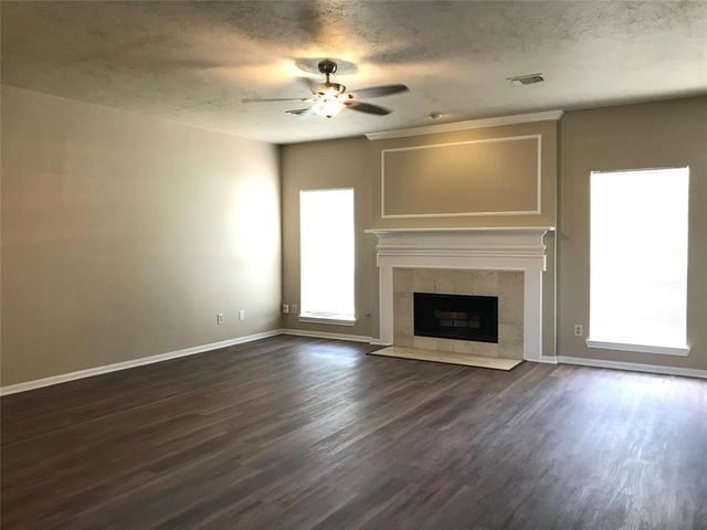 835 Prairie Brook Court, Houston, TX 77062