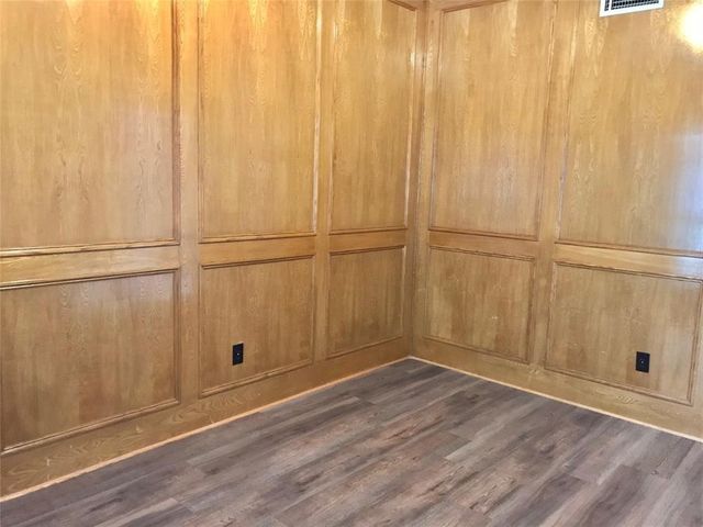 835 Prairie Brook Court, Houston, TX 77062