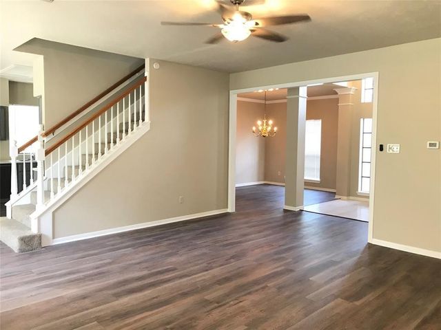 835 Prairie Brook Court, Houston, TX 77062