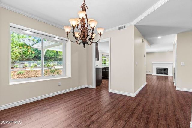 6421 Smoke Tree Avenue, Oak Park, CA 91377