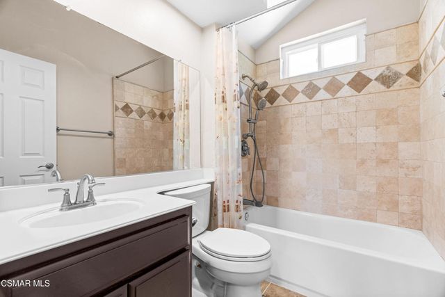 6421 Smoke Tree Avenue, Oak Park, CA 91377