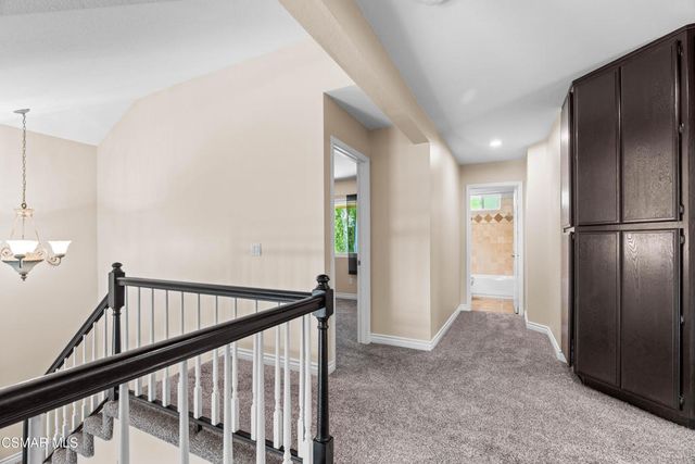 6421 Smoke Tree Avenue, Oak Park, CA 91377