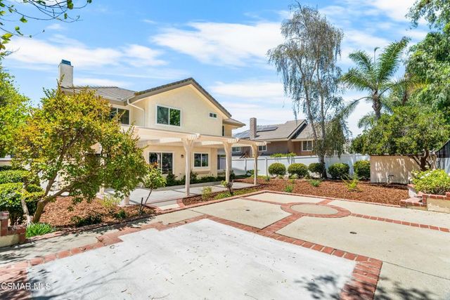 6421 Smoke Tree Avenue, Oak Park, CA 91377