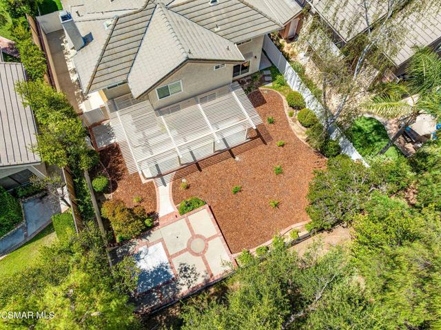 6421 Smoke Tree Avenue, Oak Park, CA 91377