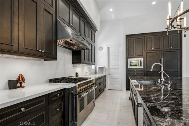 18390 Garner, Yorba Linda, CA 92886