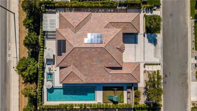 18390 Garner, Yorba Linda, CA 92886